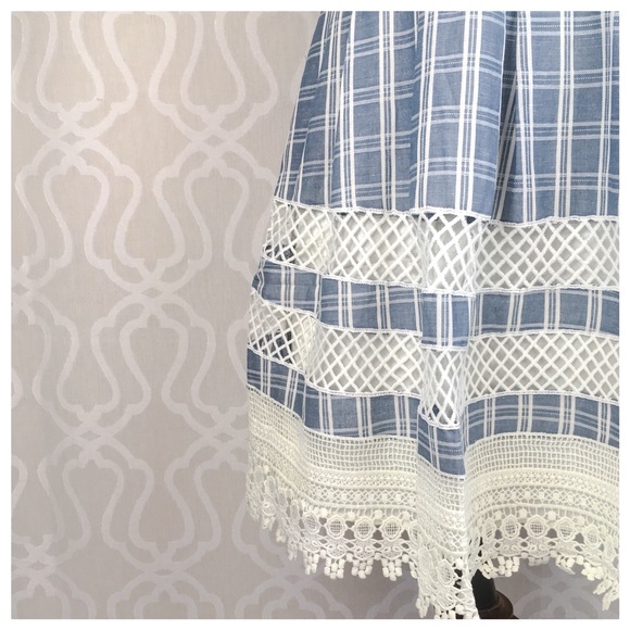 Classic Farmhouse Skirt - Picture 2 of 8